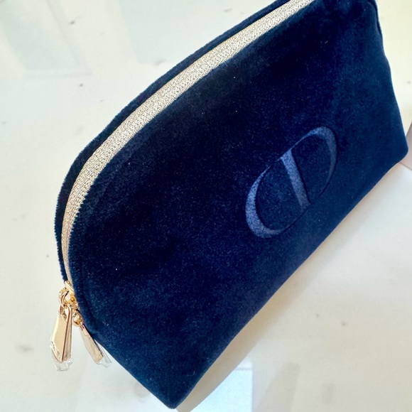 New - Authentic Dior Beauty Cosmetic Bag - Luxury & Cute! - Picture 2 of 6